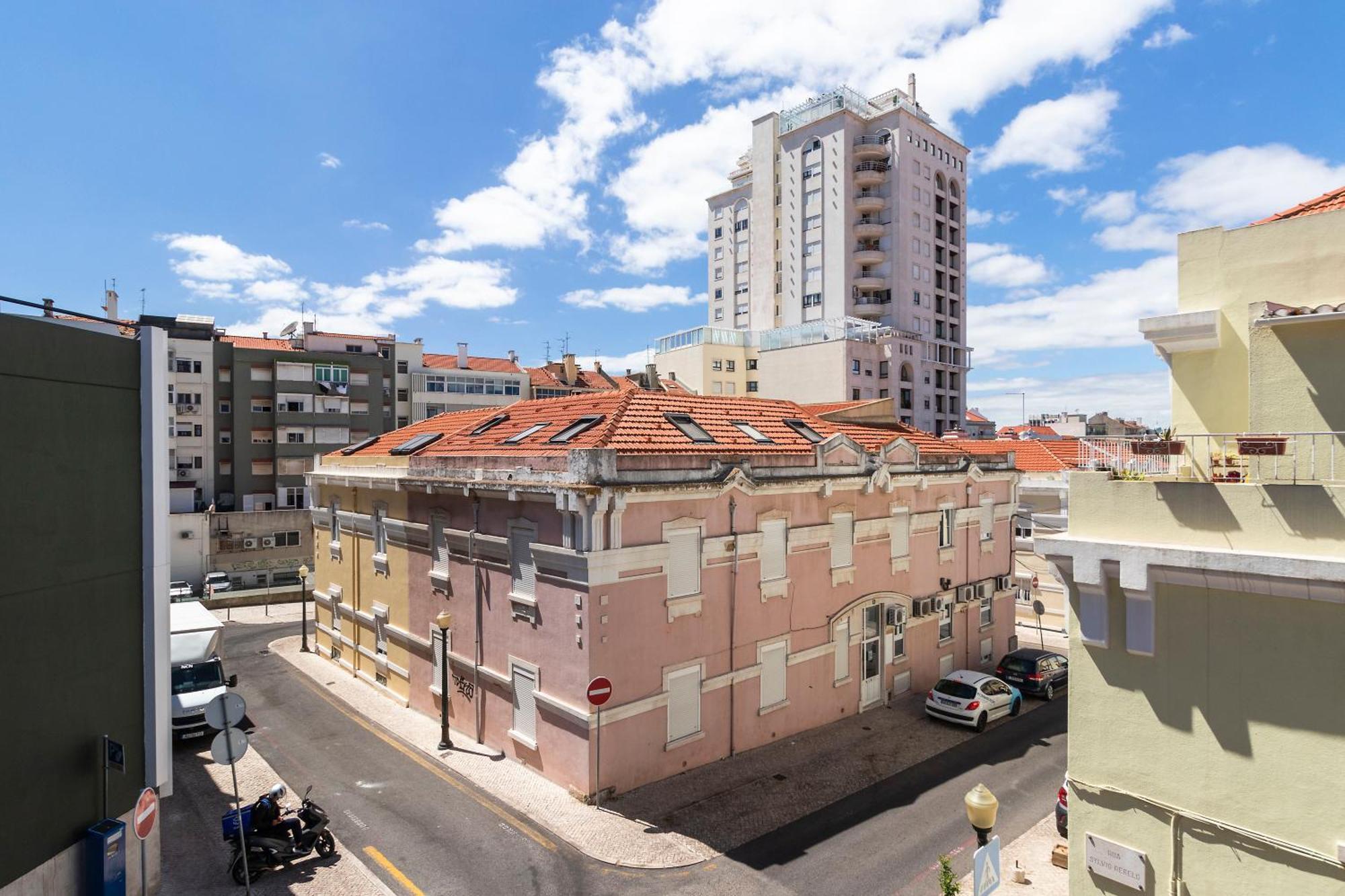 Nesha Lucky Nr. 23 Lissabon