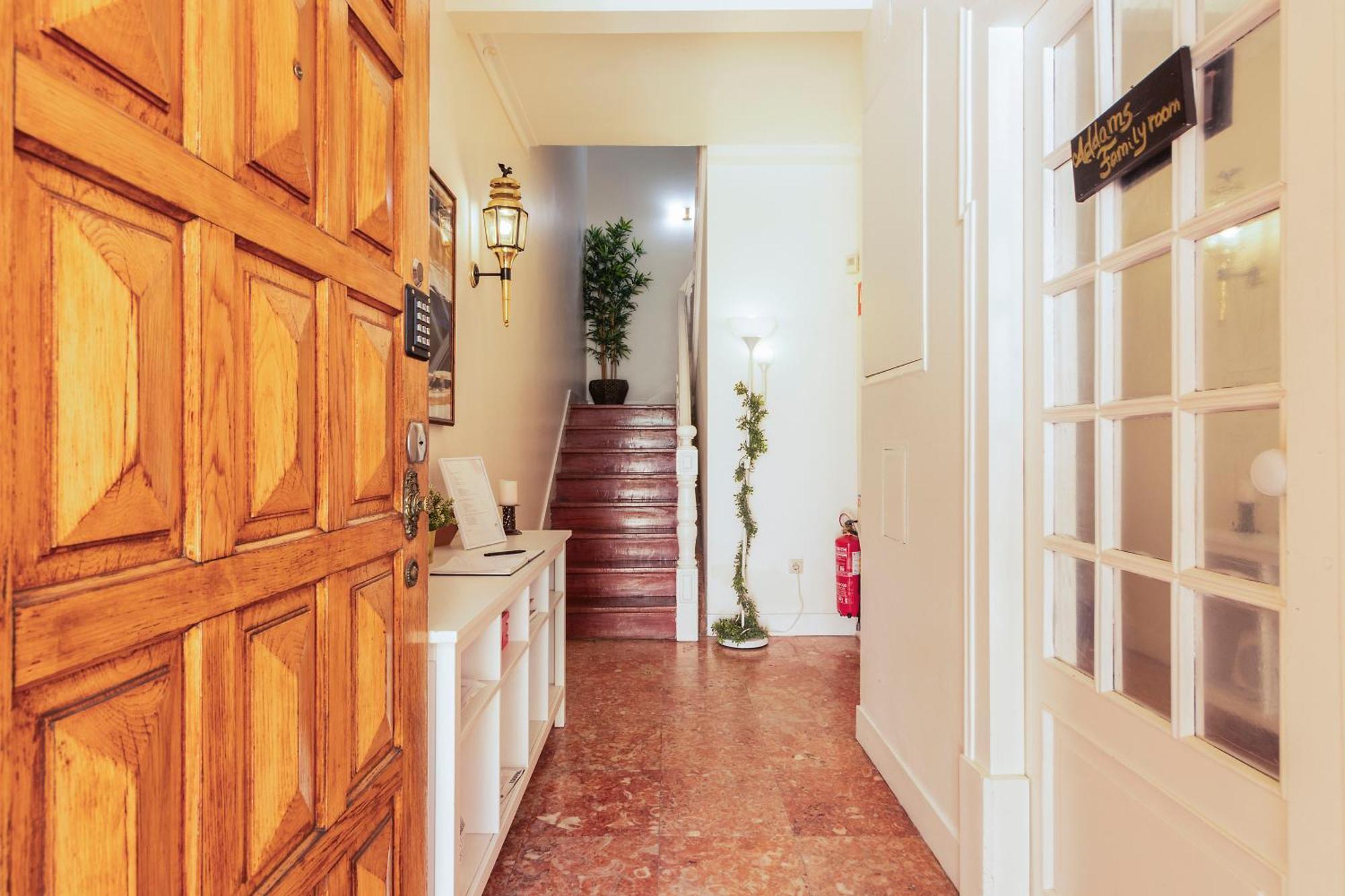 Nesha Lucky Nr. 23 Gasthof Lissabon